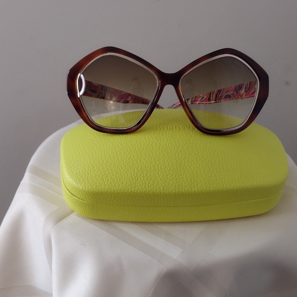 Fabulous Authentic Emilio Pucci Sunglasses